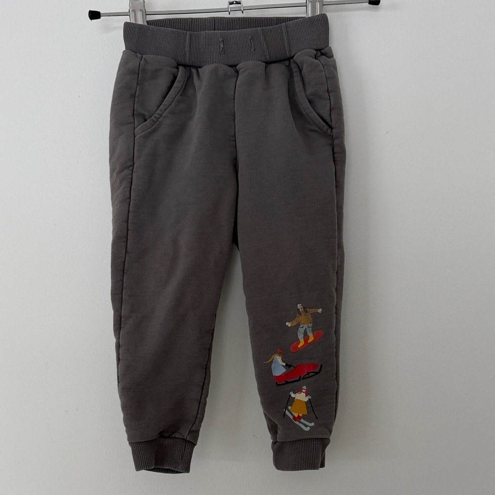 Piccolina Kids Gray Jogger Pants With Skiing ⛷️ people print 2T